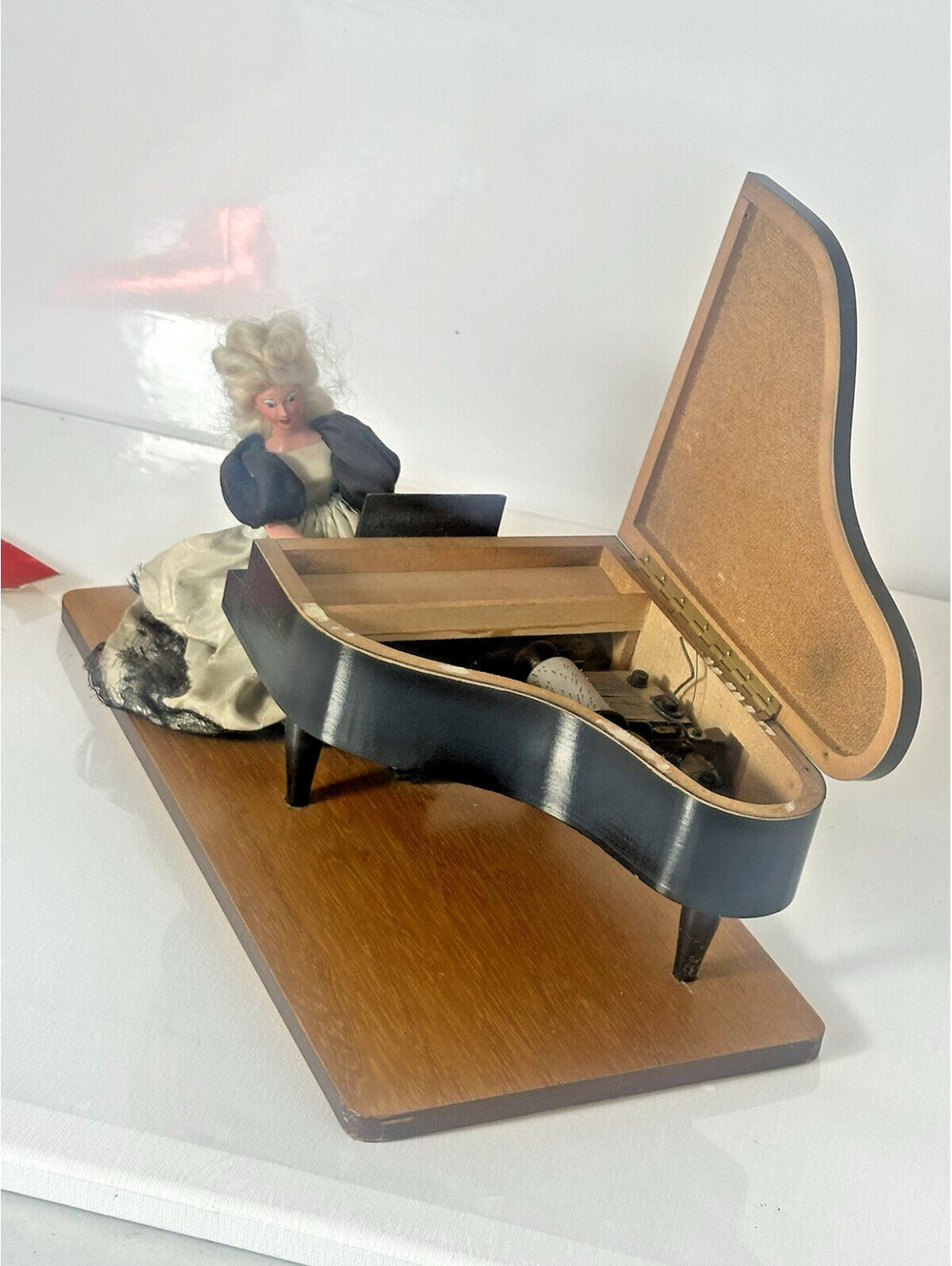 Vintage Cuendet Swiss Music Box Walnut Grand Piano Animated Doll Automaton Work